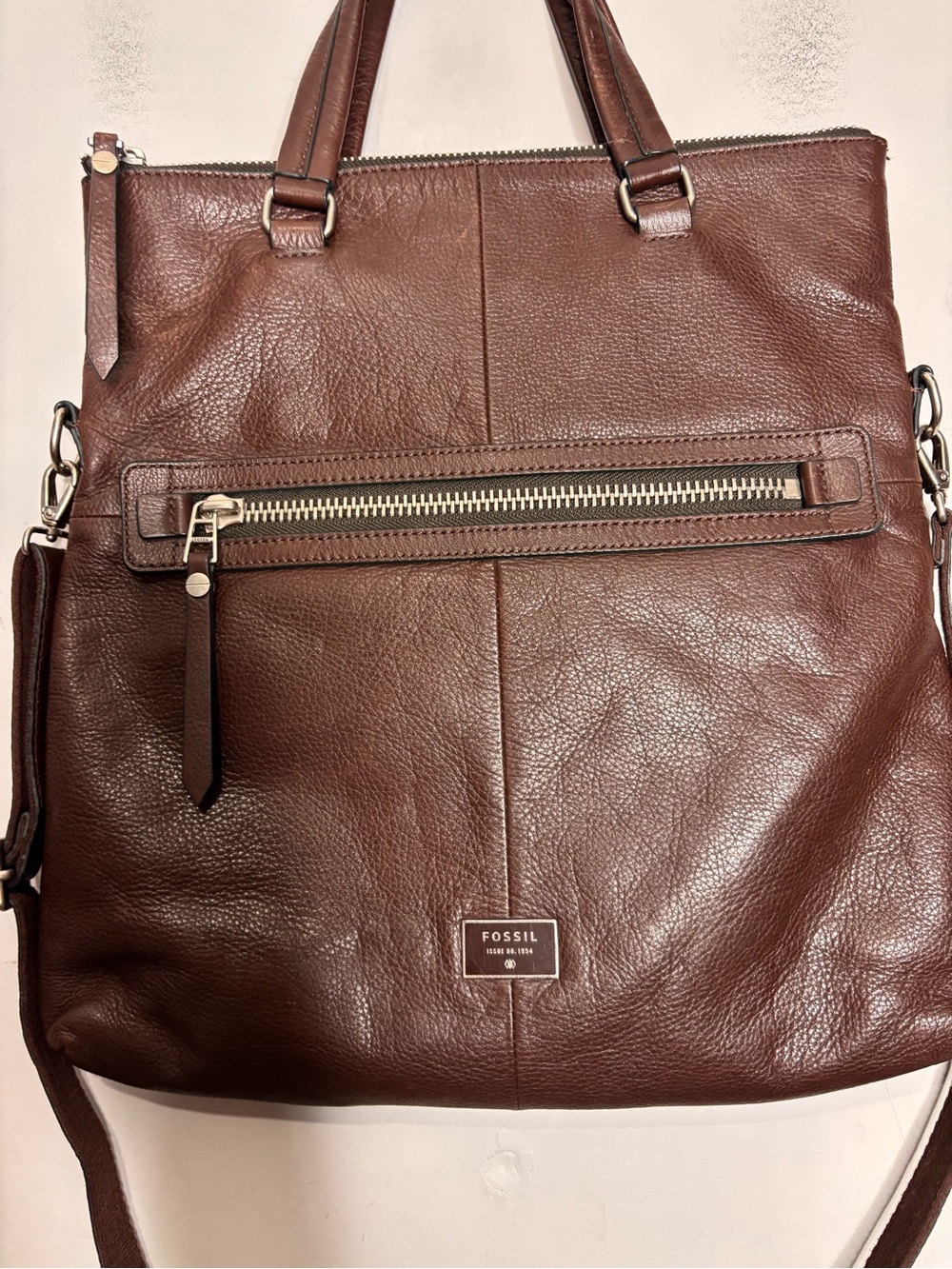 Fossil Dawson Fold-Over Genuine Leather Convertible Tote Crossbody Bag in Brown - Picture 3 of 12